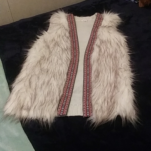 Xhilaration Tops - Cute Furry Vest